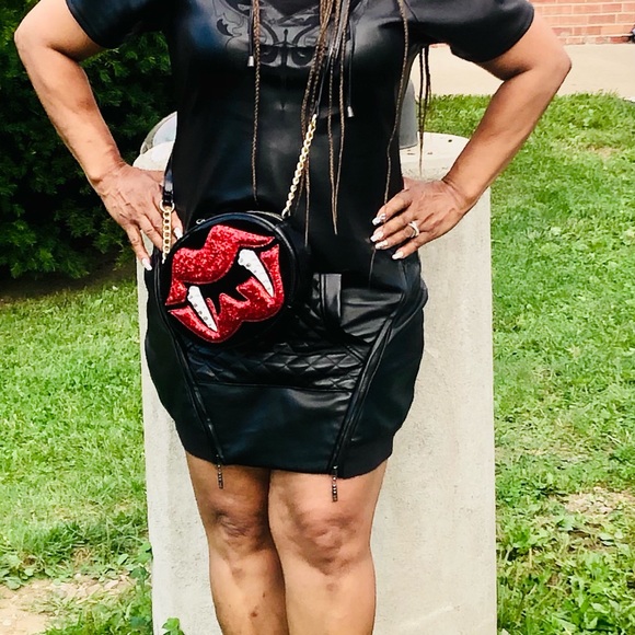 Betsy Johnson Vampire tweet purse - Picture 2 of 5